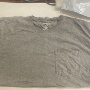 2xxl tshirt gray with pocket